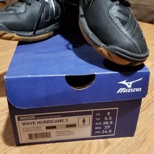 Wave Hurricane 3 Mizuno Volleyball Shoes